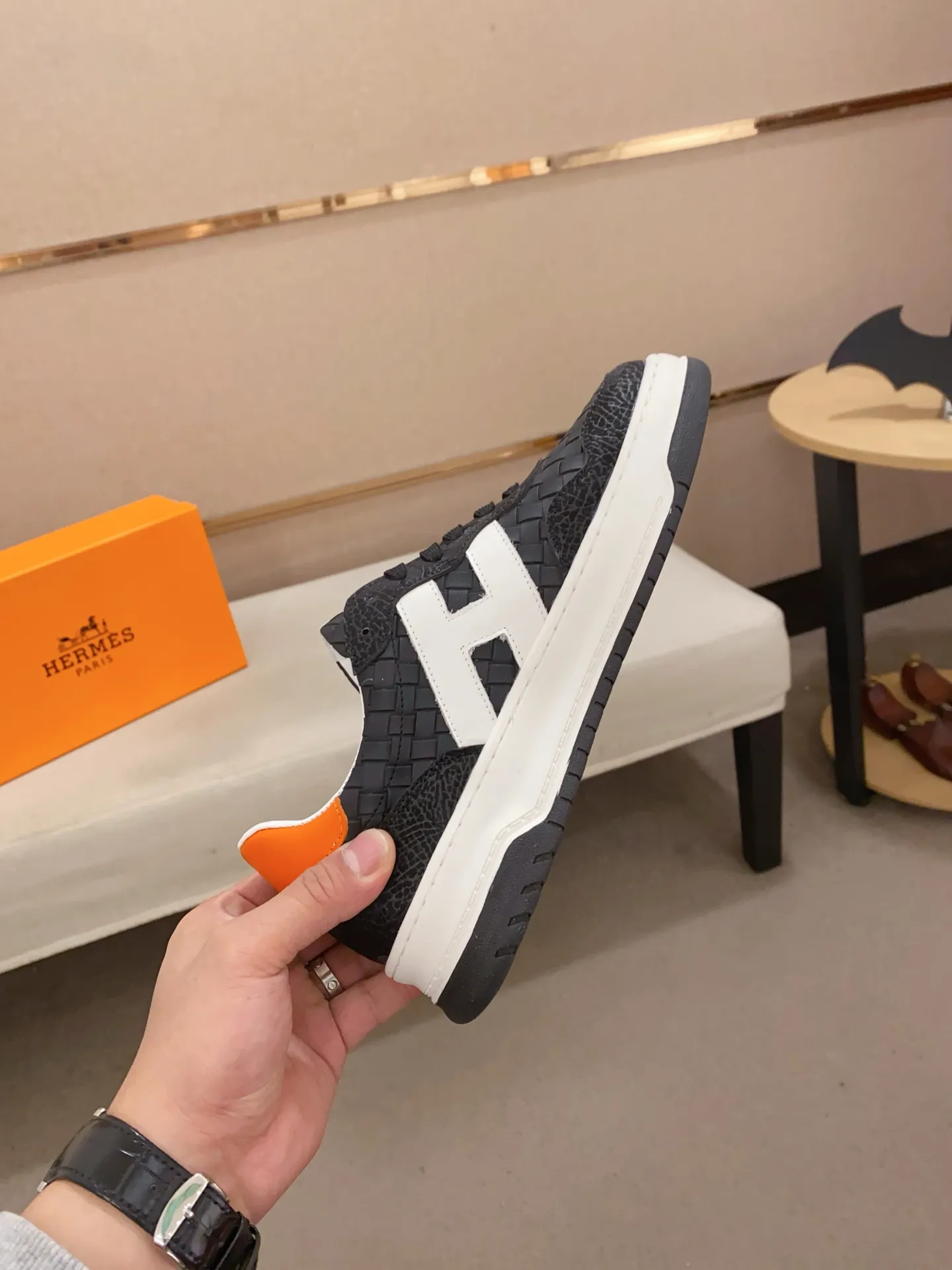 Men's clothing and shoes💰: 400💰《HERMES》【Original order·Version】Hermès; top 🔝purchasing agent🔍🔍men's latest 🇺🇸 counter sales simultaneously, imported from Italy original ▲▲cowhide ▲▲ (highlighting the high End, Nobility, Grade) Exquisite workmanship (Imported water-dyed sheepskin lining from Italy) Sole: Original sole provided by the original factory, ⚠️Exclusive double-layer activity, TPR, molded outsole; super comfortable Code number: 38-44